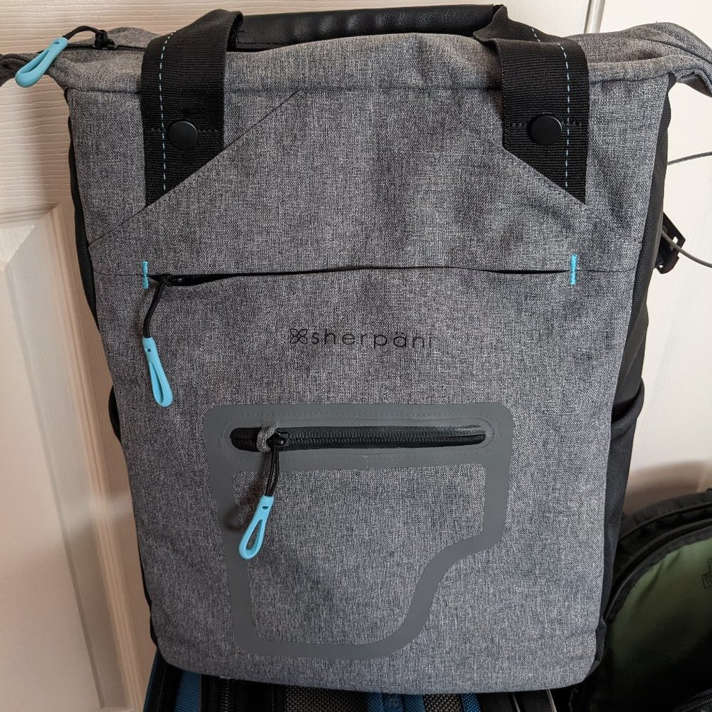 Sherpani Sojourn Tote Pack, Pewter